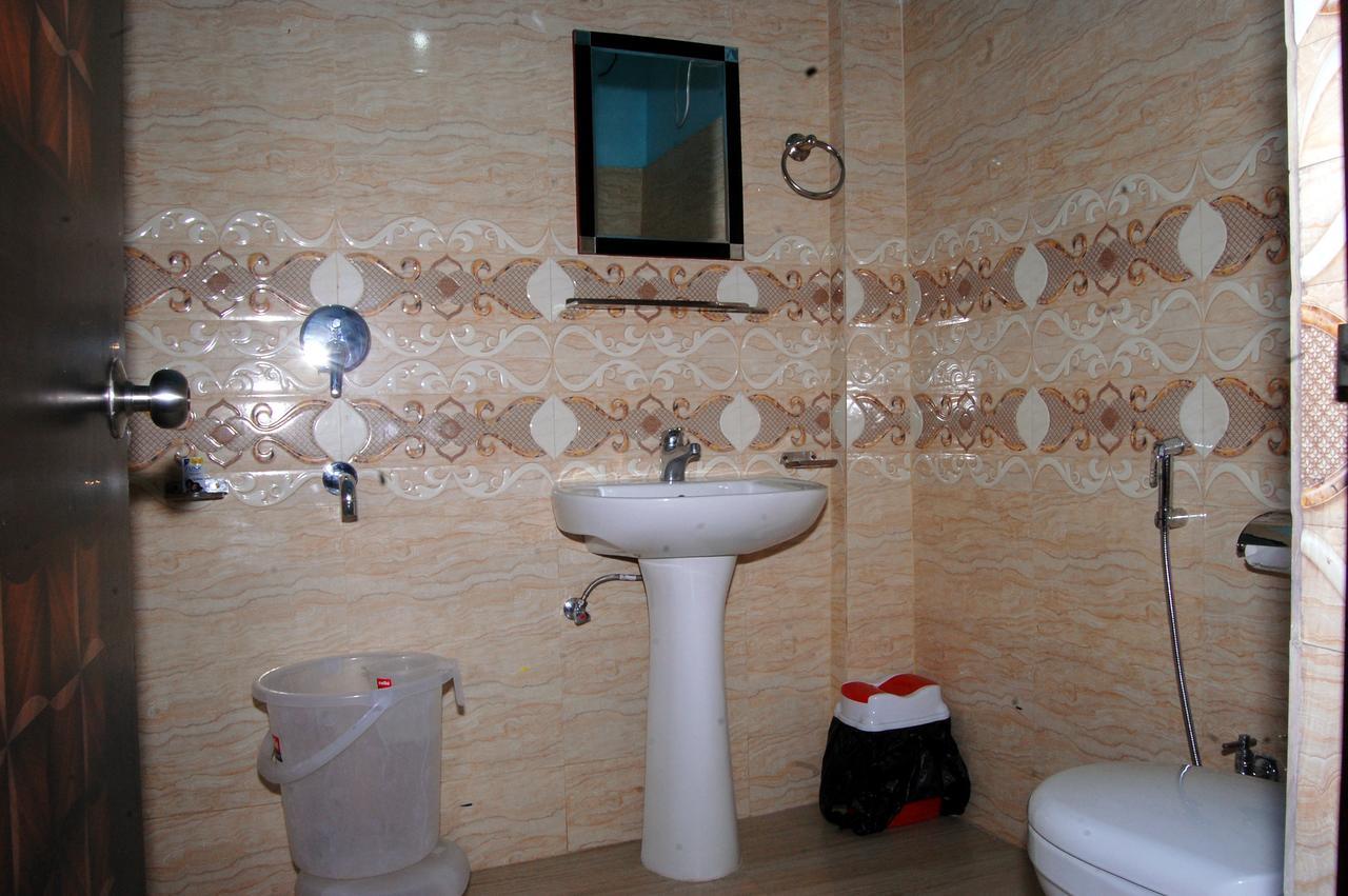 Hotel Devbhoomi Inn Rishikesh Ngoại thất bức ảnh