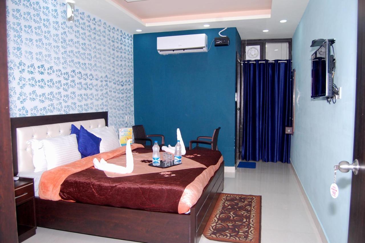 Hotel Devbhoomi Inn Rishikesh Ngoại thất bức ảnh